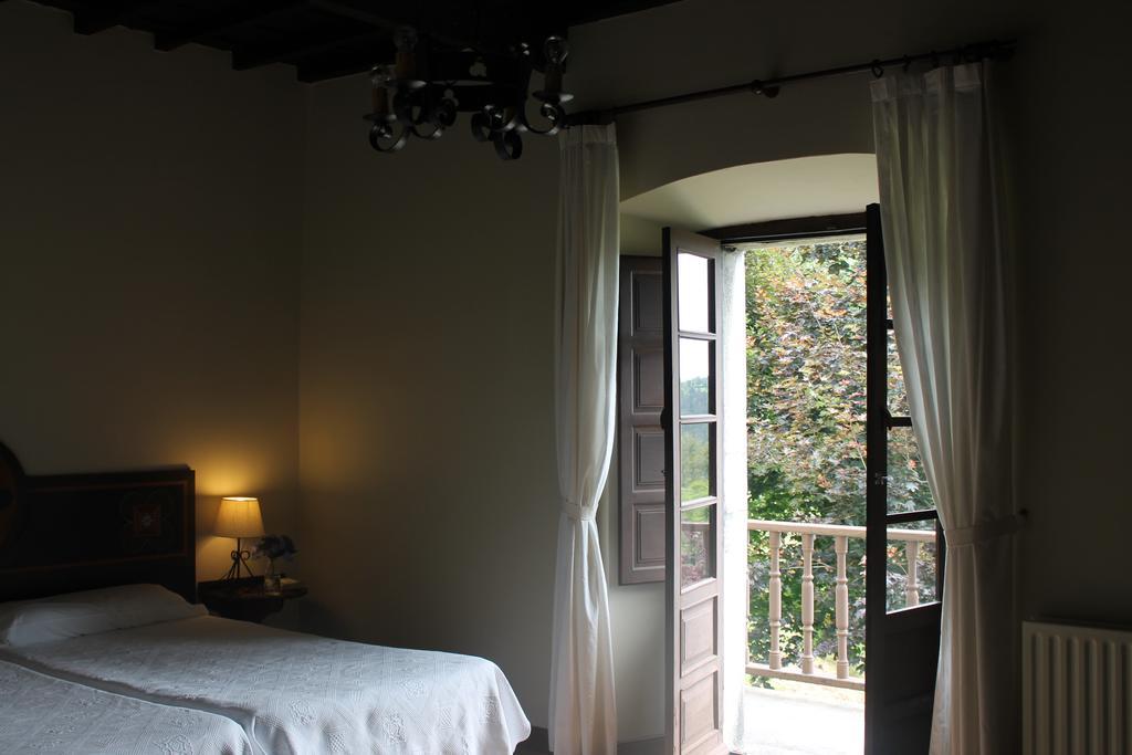 Hotel Palacio Conde Toreno 萨拉斯 客房 照片
